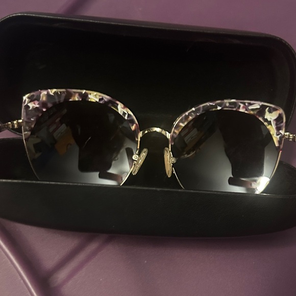 Stylish Black, Blue and pink Balmain sunglasses - Picture 1 of 7